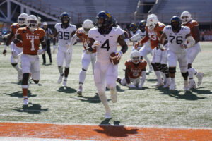 HOW THEY SCORED: Texas 17, West Virginia 13